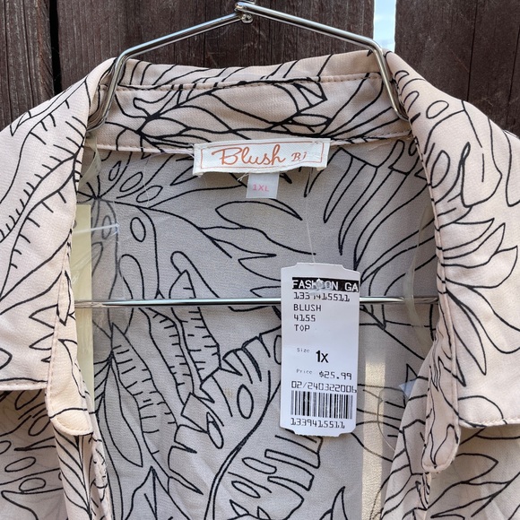 BLUSH | Women’s Sheer Plant Print Blouse NWT - Picture 6 of 8